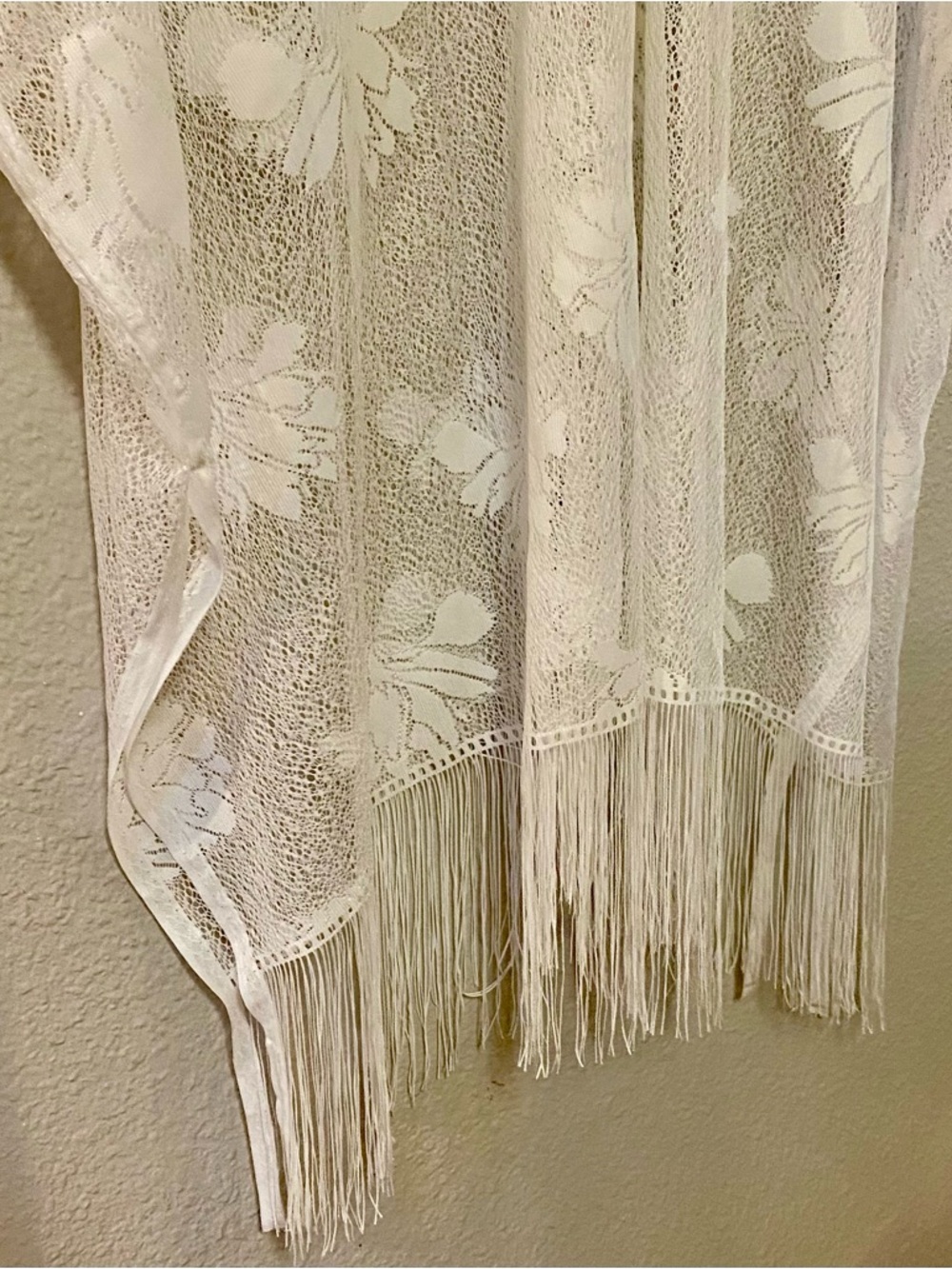 Sheer Floral Lace Fringe Kimono  Swim Cover Up - White - One Size - NWOT! - Picture 4 of 4